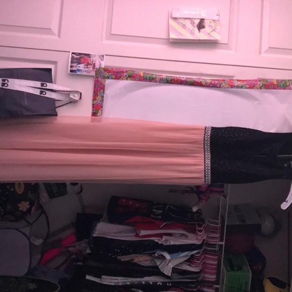 Formal dress💖 - Picture 3 of 3